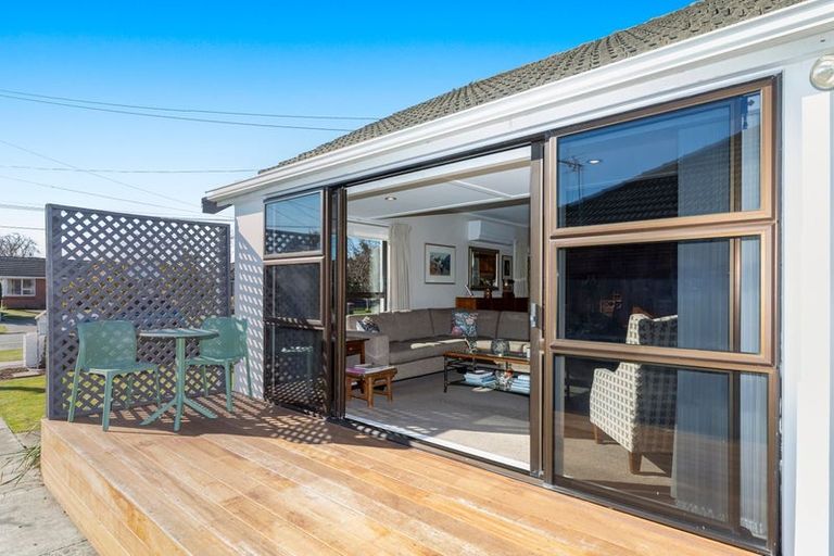 Photo of property in 37 Kaiwara Street, Hoon Hay, Christchurch, 8025