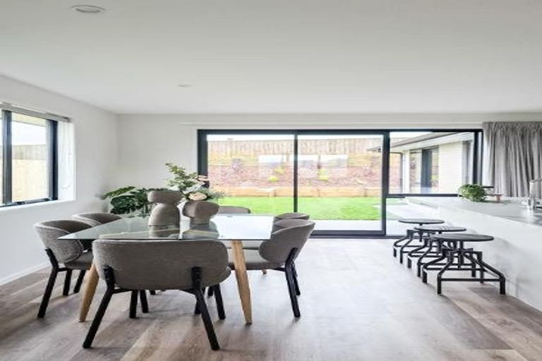 Photo of property in 1 Kanuka Avenue, Owhata, Rotorua, 3010