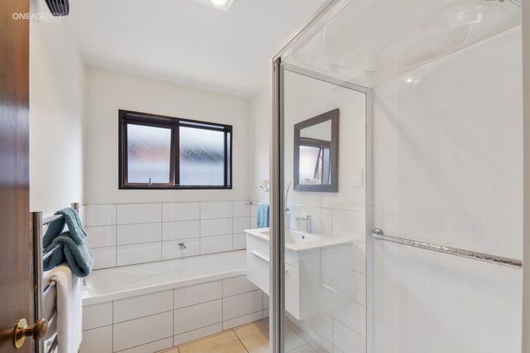 Photo of property in 2/104 Trafalgar Street, St Albans, Christchurch, 8014