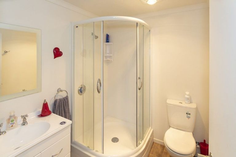 Photo of property in 2 Worcester Street, Hampden, 9410