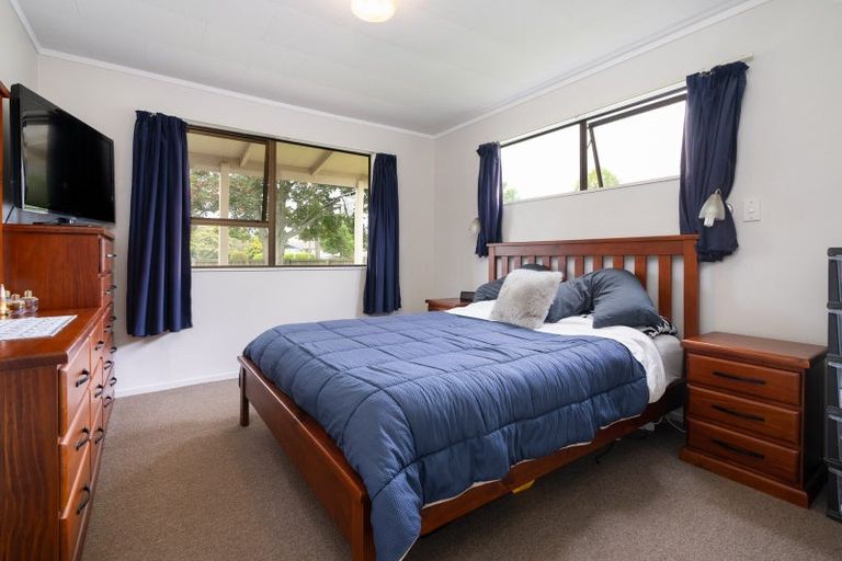 Photo of property in 145 Burns Street, Leamington, Cambridge, 3432