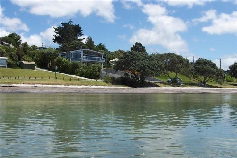 Photo of property in 8 Heron Lane, Snells Beach, 0920