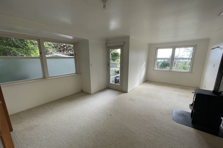 Photo of property in 27 Waikite Road, Welcome Bay, Tauranga, 3112