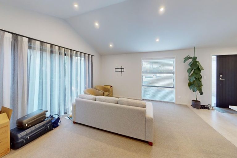 Photo of property in 2b Saint Leonard Street, Saint Johns Hill, Whanganui, 4501