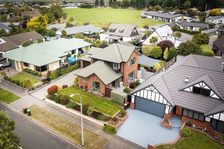 Photo of property in 24 Broadhaven Avenue, Parklands, Christchurch, 8083