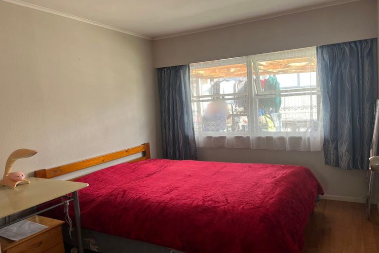 Photo of property in 9 Oteha Valley Road, Northcross, Auckland, 0632