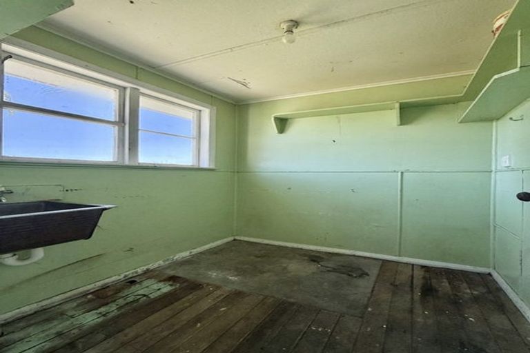 Photo of property in 36 Kummer Crescent, Masterton, 5810