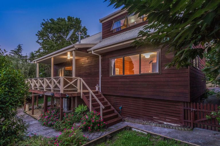 Photo of property in 1/74 Colwill Road, Massey, Auckland, 0614