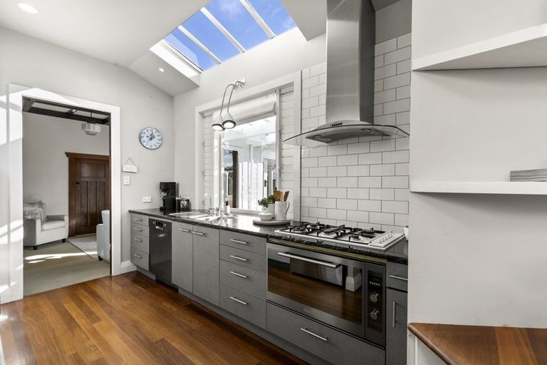 Photo of property in 22 Crescent Road, Epsom, Auckland, 1023