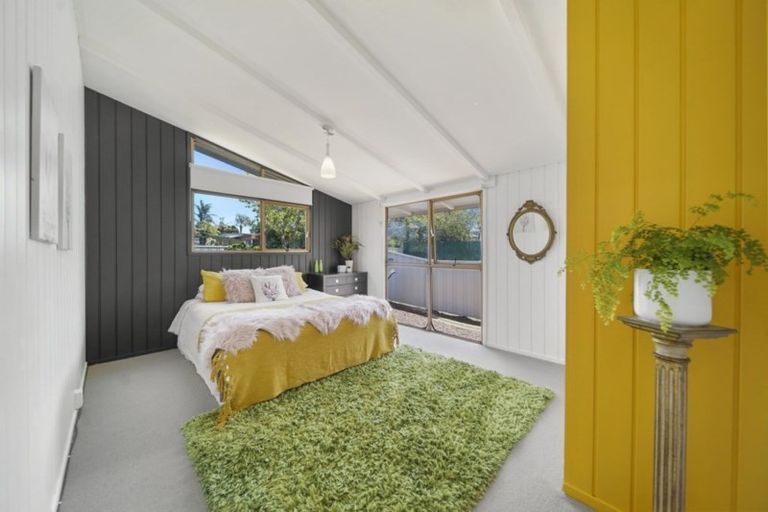 Photo of property in 1/57 Meadway, Sunnyhills, Auckland, 2010