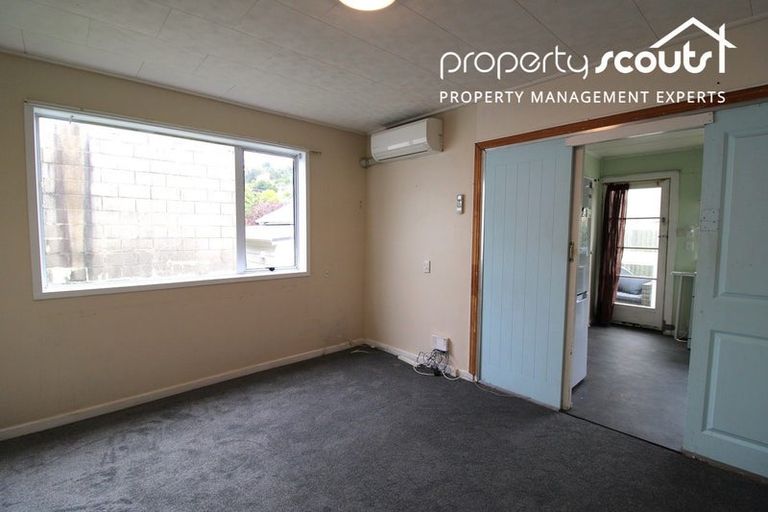 Photo of property in 398 South Road, Caversham, Dunedin, 9012