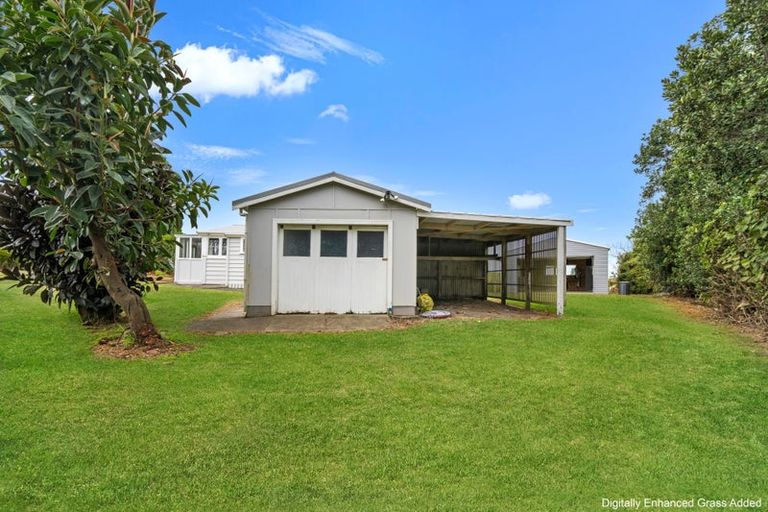Photo of property in 125 Rehutai Road, Baylys Beach, Dargaville, 0377
