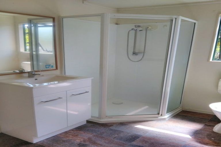 Photo of property in 10 Elvira Place, Ranui, Auckland, 0612