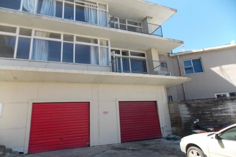 Photo of property in 151 Grant Road, Thorndon, Wellington, 6011