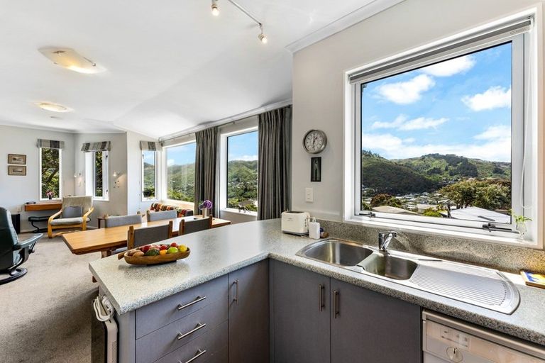 Photo of property in 151 Cockayne Road, Khandallah, Wellington, 6035