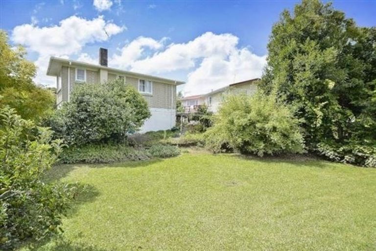 Photo of property in 20 Kelkirk Street, Kelston, Auckland, 0602