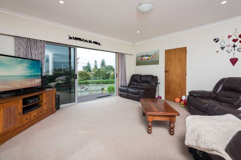 Photo of property in 318 Otumoetai Road, Otumoetai, Tauranga, 3110