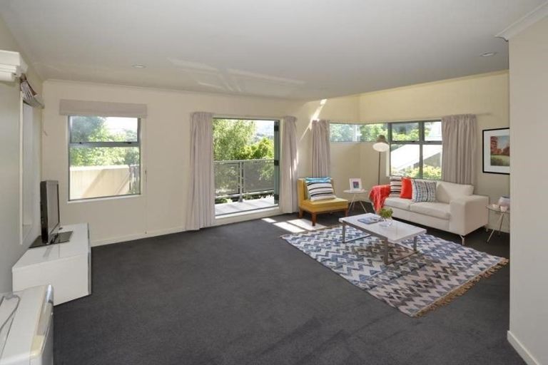 Photo of property in 1/23 Tanera Crescent, Brooklyn, Wellington, 6021