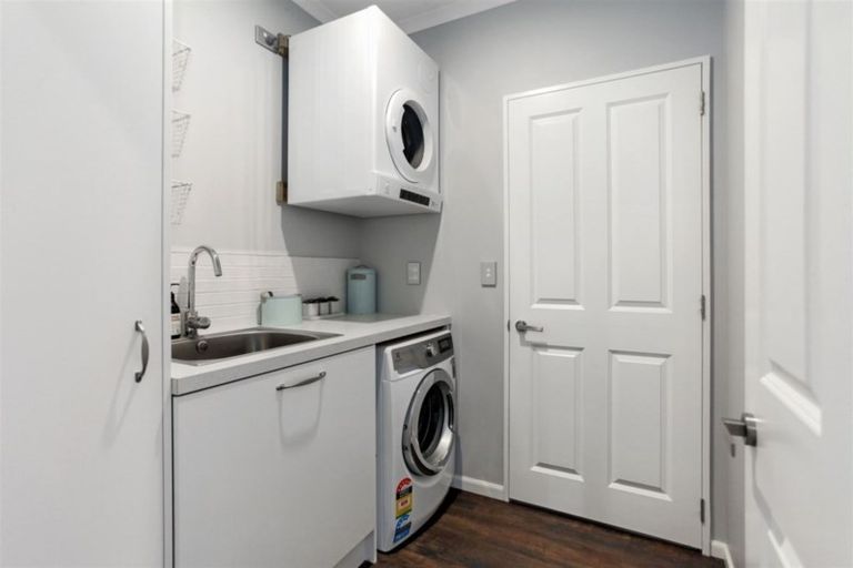 Photo of property in 11 O'rourke Place, Casebrook, Christchurch, 8051