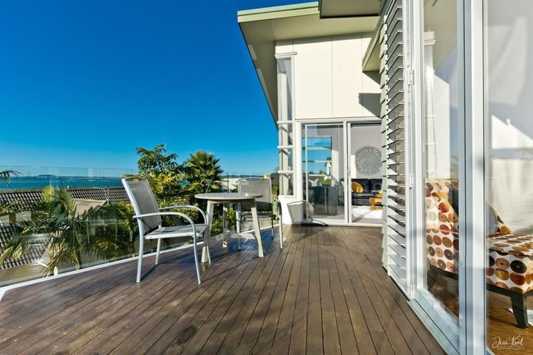 Photo of property in 51 Bannings Way, Hobsonville, Auckland, 0618