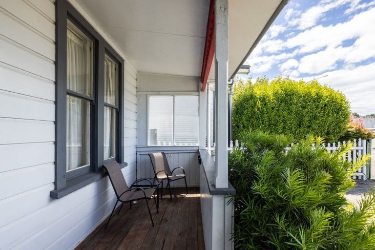 Photo of property in 65 Wellesley Road, Napier South, Napier, 4110