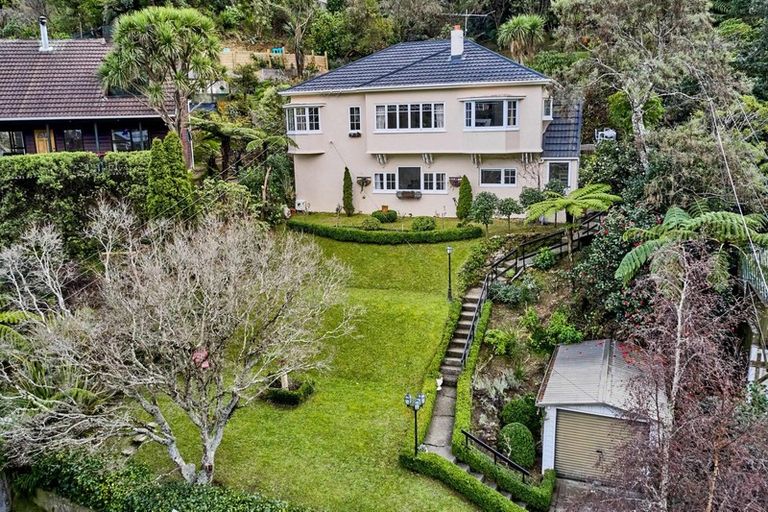 Photo of property in 26 Waitohu Road, York Bay, Lower Hutt, 5013