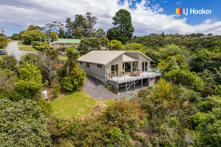 Photo of property in 47 Sheffield Street, Taieri Mouth, Brighton, 9091