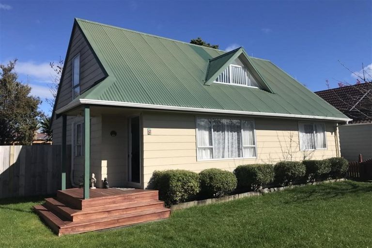 Photo of property in 12 Lickfold Lane, Pukete, Hamilton, 3200