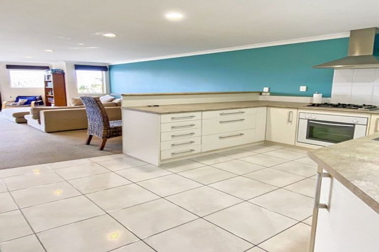 Photo of property in 13b Onslow Road, Bluff Hill, Napier, 4110