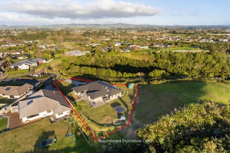 Photo of property in 84 Rexford Heights, Pyes Pa, Tauranga, 3112