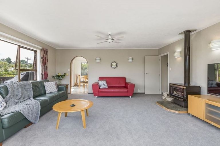Photo of property in 47 Okura River Road, Okura, Albany, 0792