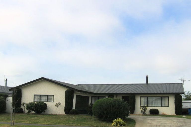 Photo of property in 7 Alan Styles Place, Greenmeadows, Napier, 4112