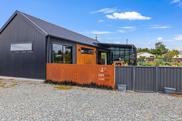 Photo of property in 25 Devon Street, Riversdale, 9776