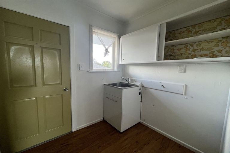 Photo of property in 16 Thompson Terrace, Manurewa, Auckland, 2102