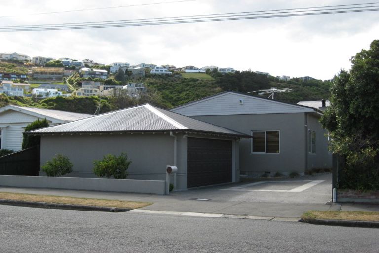 Photo of property in 12 Augusta Street, Redcliffs, Christchurch, 8081