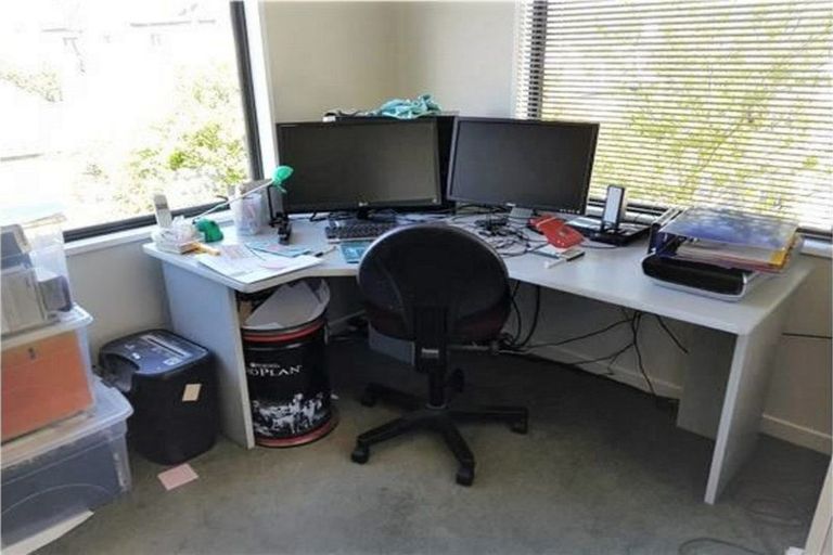 Photo of property in 5 Brockworth Place, Riccarton, Christchurch, 8011