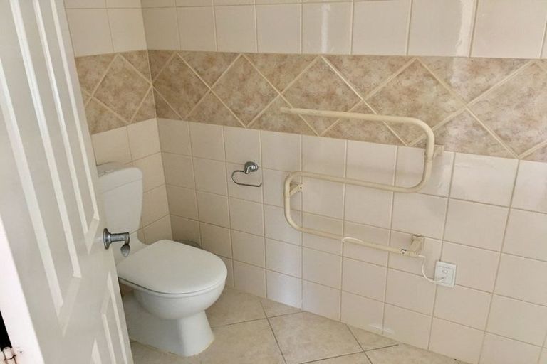 Photo of property in 51 Westerham Drive, Dannemora, Auckland, 2016