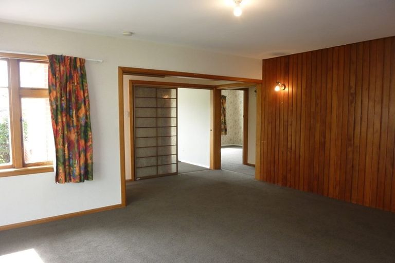 Photo of property in 4 Milnebank Street, Upper Riccarton, Christchurch, 8041