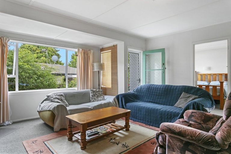 Photo of property in 17 Charles Crescent, Rainbow Point, Taupo, 3330