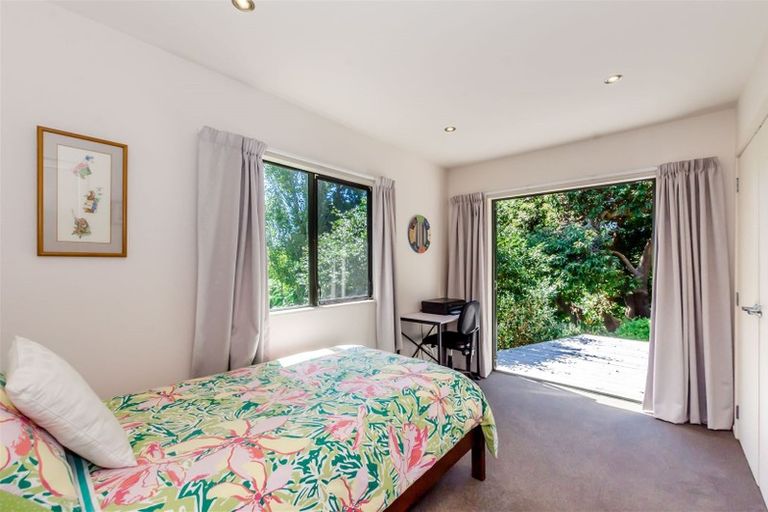 Photo of property in 30 Dell Road, Raumati South, Paraparaumu, 5032