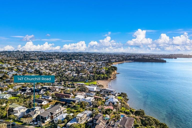Photo of property in 147 Churchill Road, Rothesay Bay, Auckland, 0630