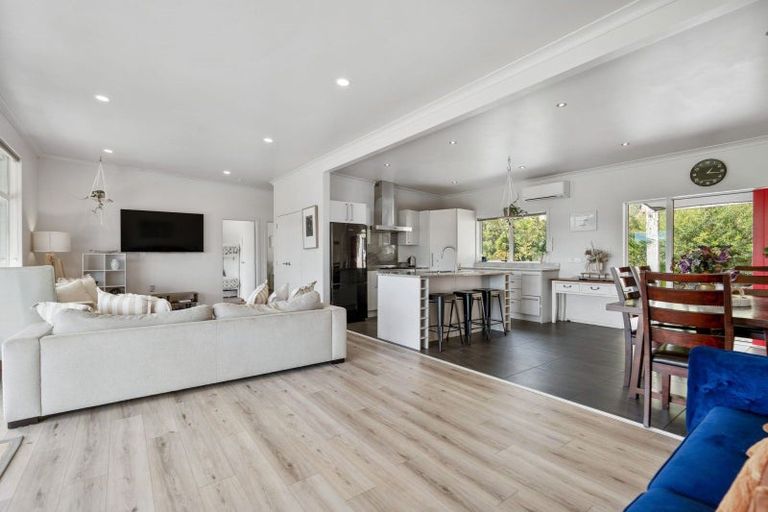 Photo of property in 442 Whananaki Road North, Opuawhanga, Hikurangi, 0181