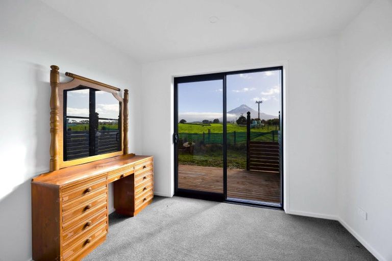 Photo of property in 1790 Eltham Road, Riverlea, Hawera, 4679