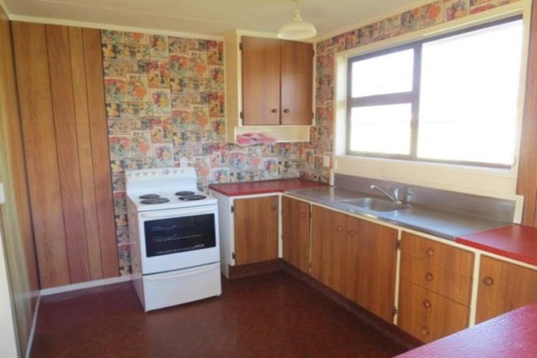 Photo of property in 12 Te Whena Place, Waitara, 4320