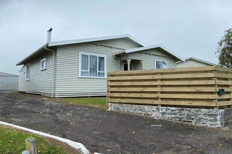 Photo of property in 15 High Street, Eltham, 4322