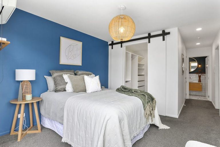 Photo of property in 160 Ennis Avenue, Pakuranga Heights, Auckland, 2010