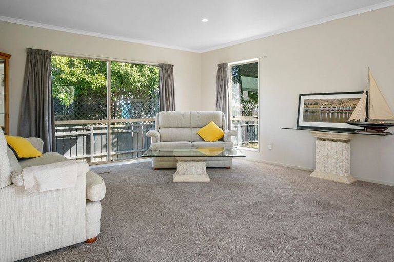 Photo of property in 3 Hilliard Place, Leamington, Cambridge, 3432