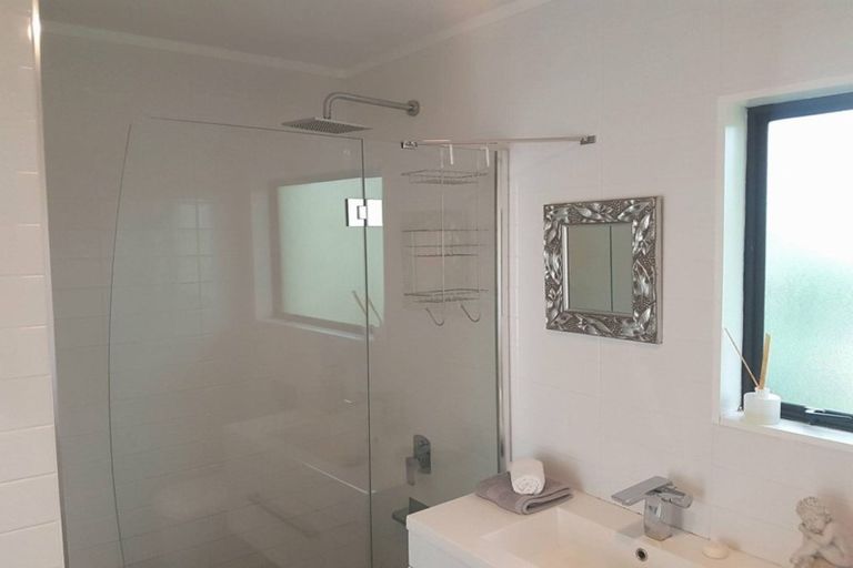 Photo of property in 64 Centennial Park Road, Wellsford, 0900