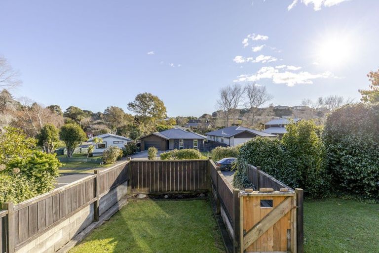 Photo of property in 21 Heaphy Street, Westown, New Plymouth, 4310