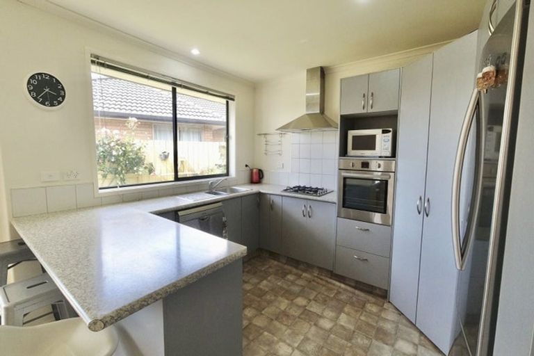 Photo of property in 10 Parkside Drive, Huntington, Hamilton, 3210